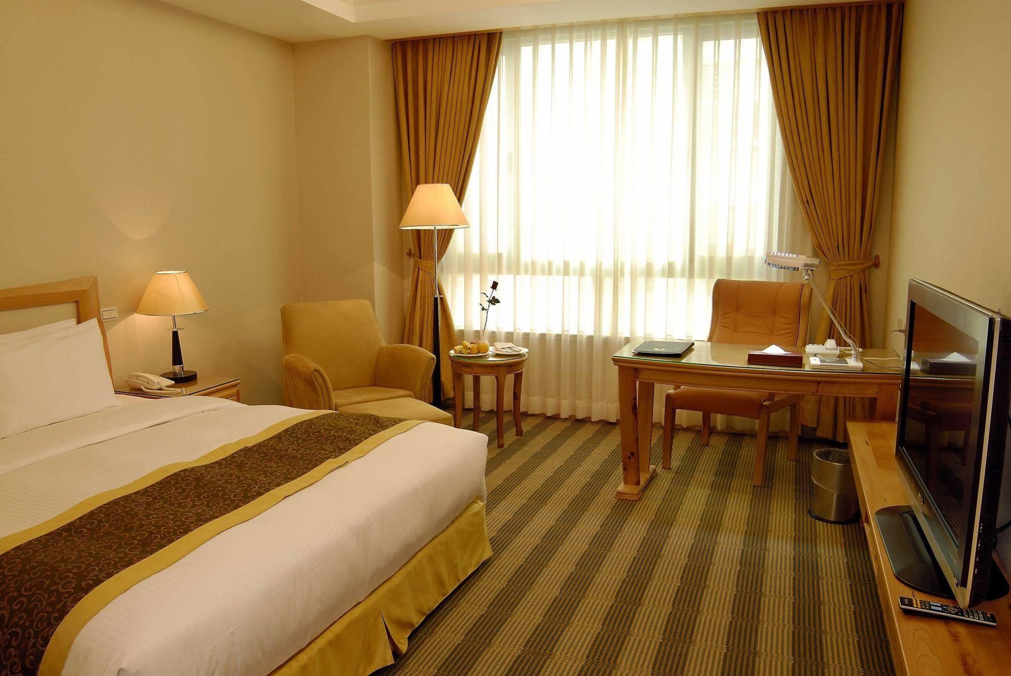 Kai Du Hotel Чжунли Экстерьер фото